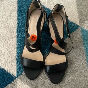 Adrienne vittadini, black block heels, size 9 1/2 shoes